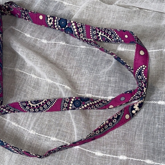 Vera Bradley Boysenberry Paisley the Rachel Crossbody Bag Designer Retired NWOT - Picture 9 of 14